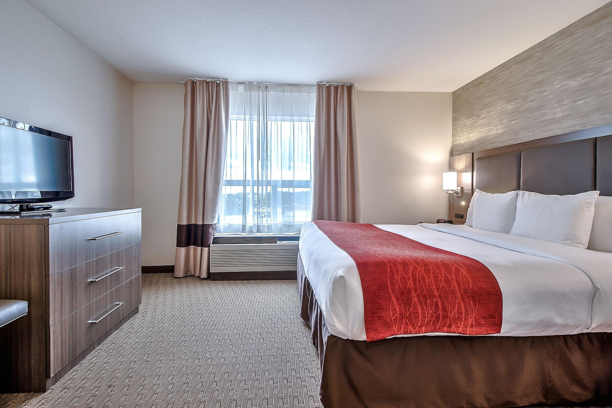 Comfort Inn & Suites South YYC Exterior foto